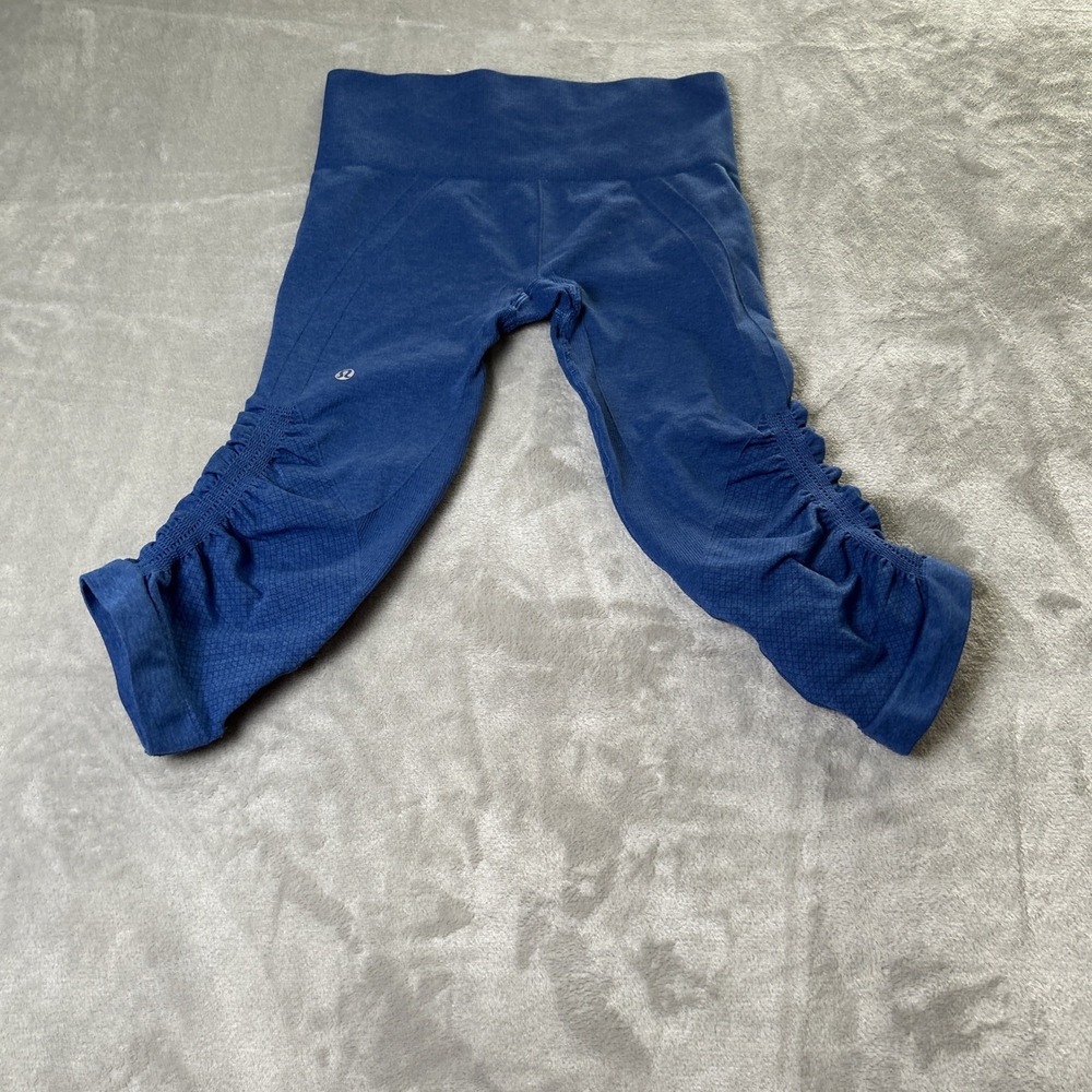 LULULEMON In the Flow Cropped Cinched Bottom Blue Leggings Women's Size 4